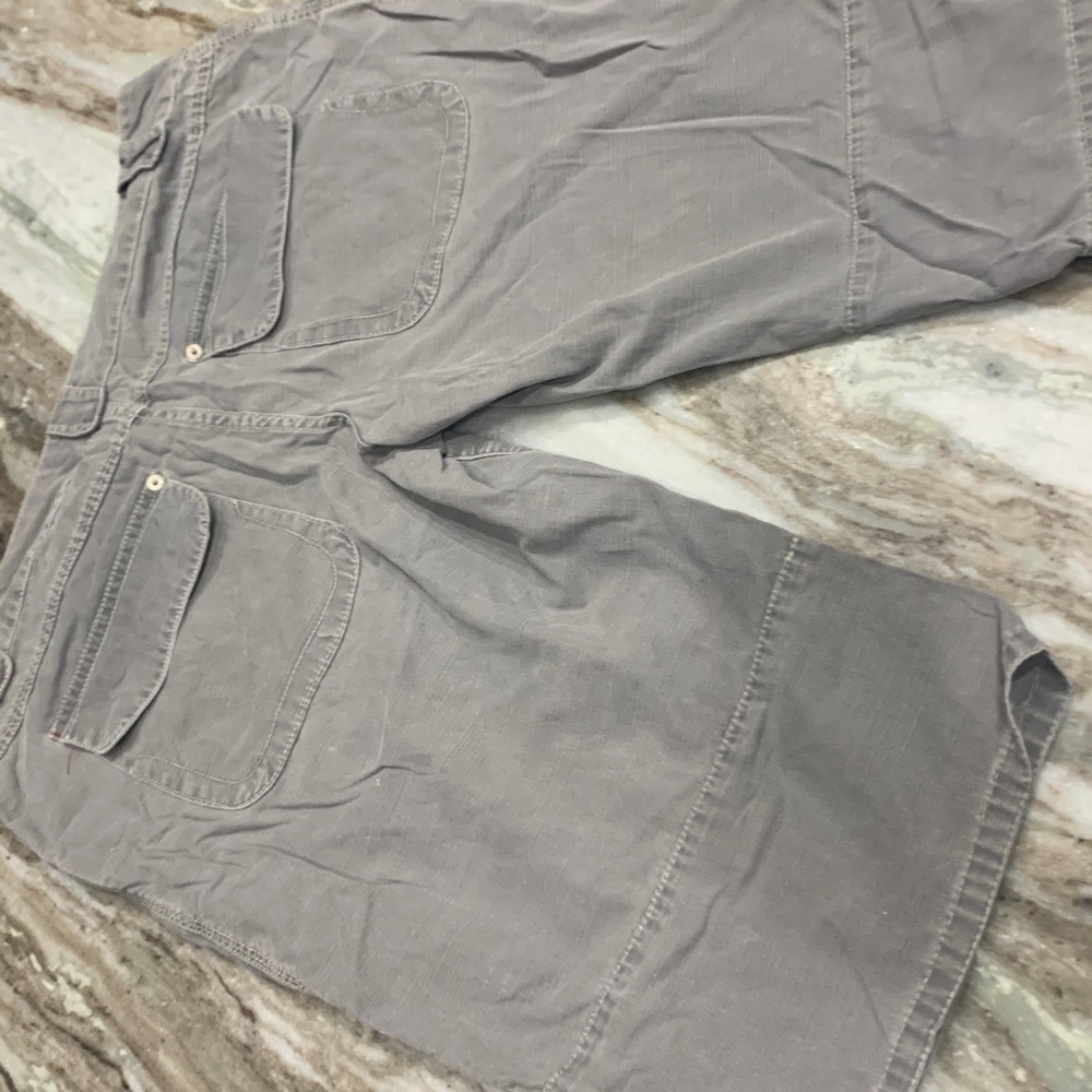 Grey capris size 15